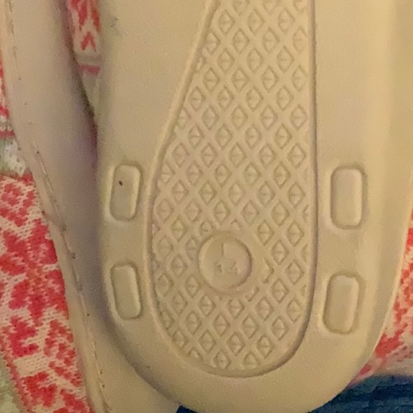 💗3/$15 💗 Joe Fresh NWOT Girl’s Slippers.  Size 3-4. - Picture 4 of 4
